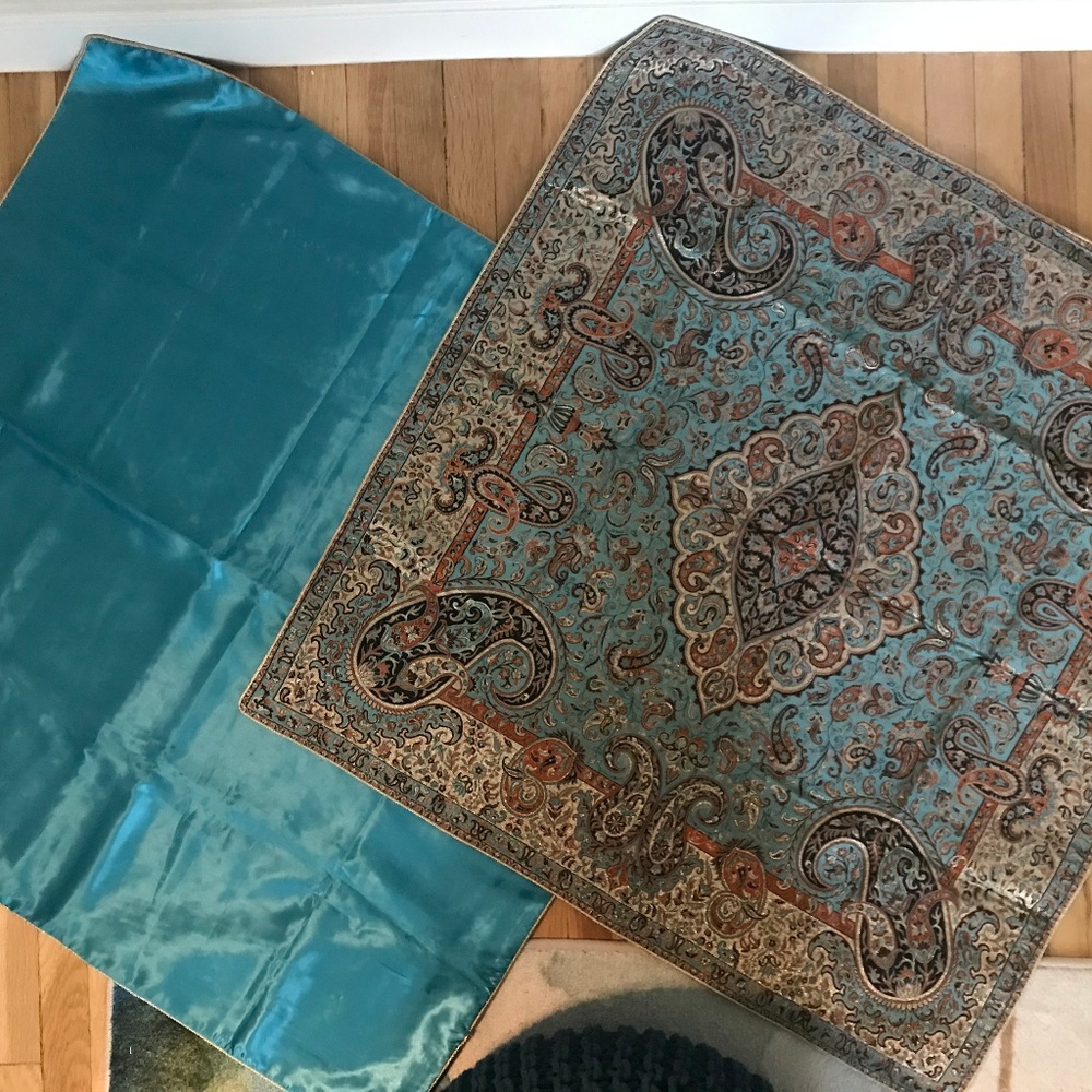 Decorative Tablecloth Set (2pcs)TermheTapestry